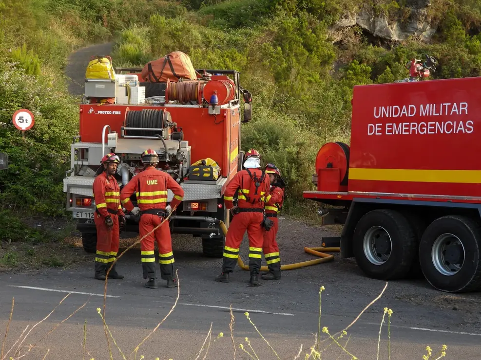 UNE Incendio Realejos -04-54(1)