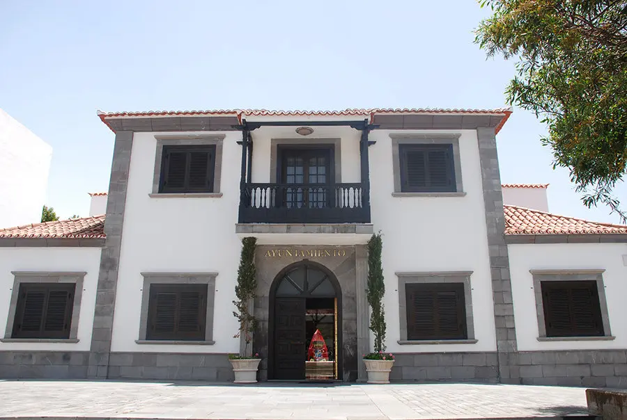 Fachada Ayuntamiento Santiago del Teide