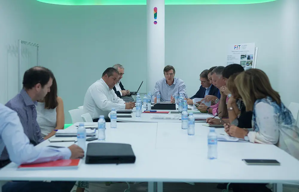 Reuni&oacute;n alcaldes del sur de Tefe para la nueva RED de TITSA/Tony Cuadrado Freelancer