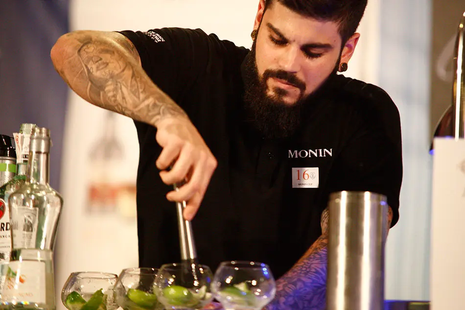 Participante en la III Mon&iacute;n CUP, 2