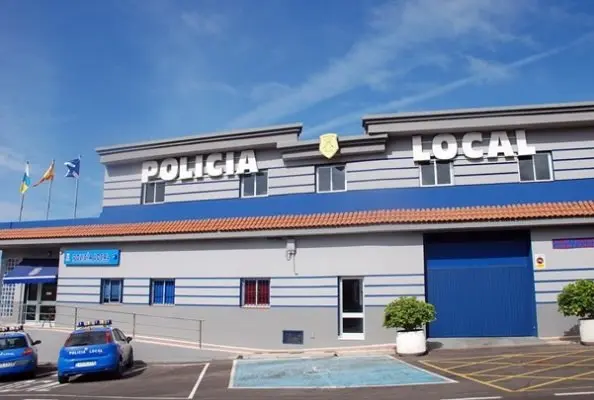 Fachada Jefatura Polic&iacute;a Local Santaigo del Teide