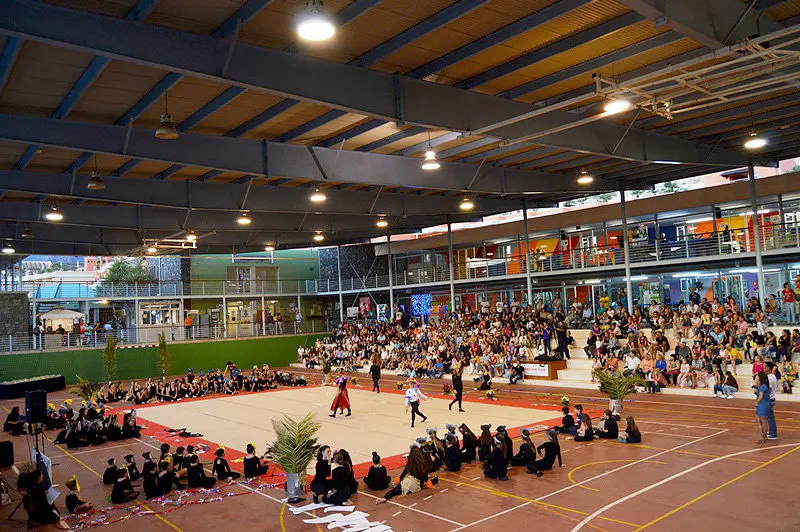 Foto del festival infantil en complejo deportivo