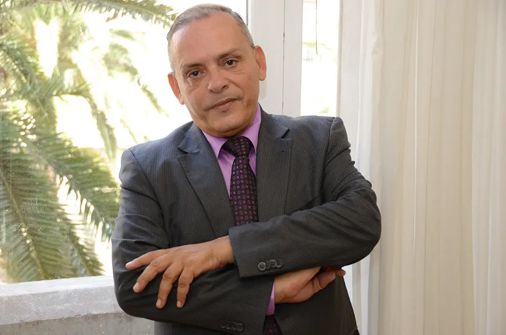 Efra&iacute;n Medina 00