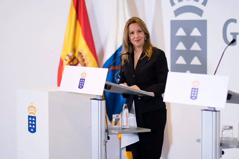 Rosa D&aacute;vila, consejera de Hacienda en rueda de prensa tras el consejo de Gobierno a 29 de Febrero de 2016. (Foto: Arturo Rodriguez/Presidencia GobCan)Esta fotograf&iacute;a oficial del Gobierno de Canarias es solamente para uso editorial por medios de comunicaci&oacute;n. La fotograf&iacute;a no puede ser manipulada de ninguna manera y no se puede utilizar en materiales comerciales y/o pol&iacute;ticos, publicidad, correos electr&oacute;nicos, productos, promociones que de alguna manera pueda sugerir la aprobaci&oacute;n o respaldo del Presidente, o el Gobierno de Canarias.
