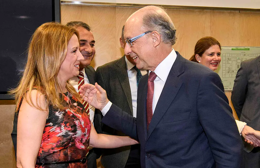 Rosa D&aacute;vila_Consejo de Pol&iacute;tica Fiscal y Financiera_15_de_abril_2016 (1)