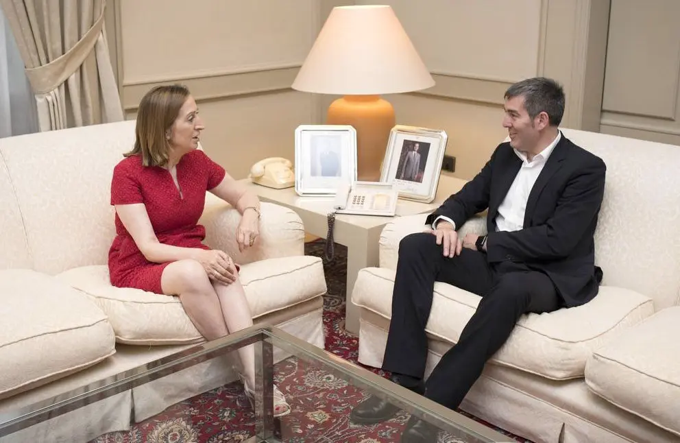 ANA PASTOR CON FERNENDO CLAVIJO