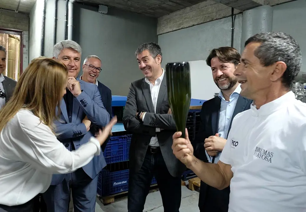 El Presidente D. Fernando Clavijo Batlle visita institucional al municipio de Arafo de Santa Cruz de Tenerife a 07 de Junio del  2016. (Foto: Manuel L&eacute;rida/Presidencia GobCan)Esta fotograf&iacute;a oficial del Gobierno de Canarias es solamente para uso editorial por medios de comunicaci&oacute;n. La fotograf&iacute;a no puede ser manipulada de ninguna manera y no se puede utilizar en materiales comerciales y/o pol&iacute;ticos, publicidad, correos electr&oacute;nicos, productos, promociones que de alguna manera pueda sugerir la aprobaci&oacute;n o respaldo del Presidente, o el Gobierno de Canarias.