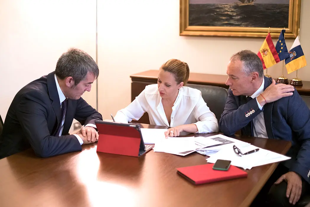 Rosa Davila sanciones a espa&ntilde;a004
