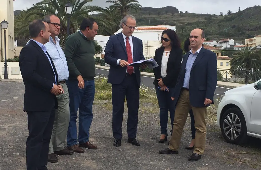 Jes&uacute;s Morera en Alajer&oacute;, acompa&ntilde;ado por Manuel Ram&oacute;n Plasencia, Roberto Moreno y Ang&eacute;lica Padilla, entre otros1