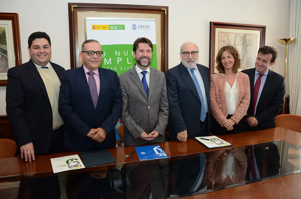 12823-20160411-cabildo-convenioeoi07