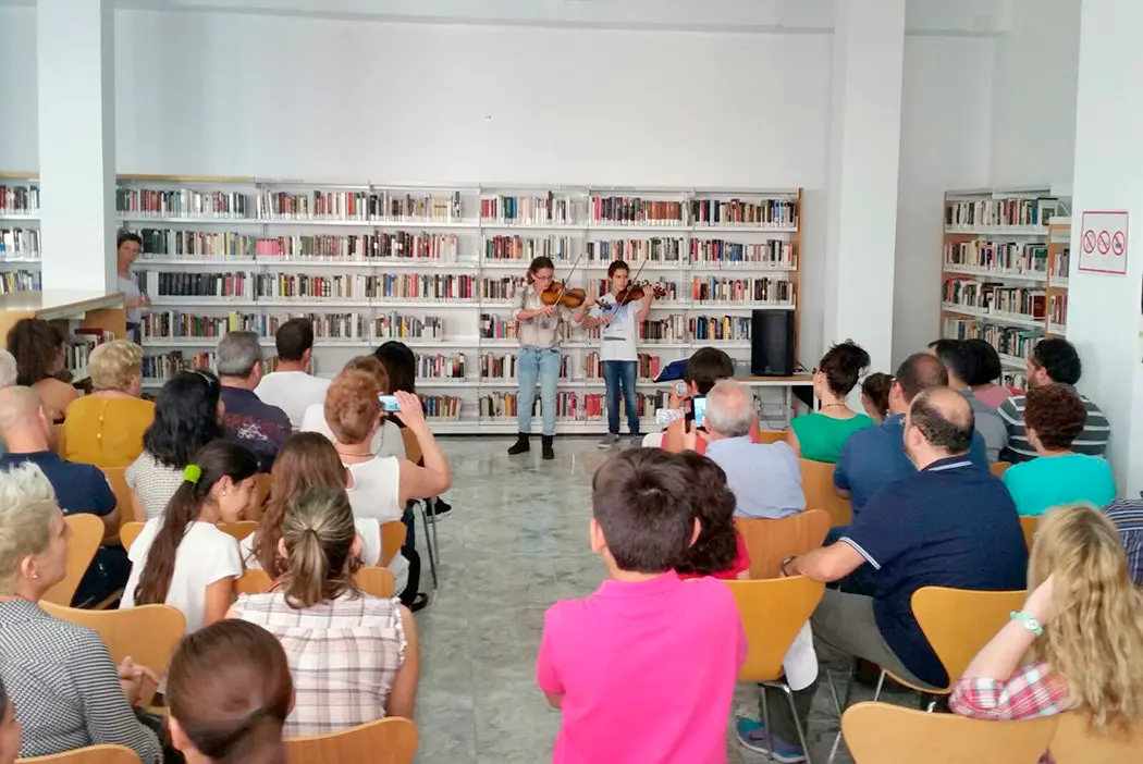 Biblioteca 40 aniversario 2016 (1)