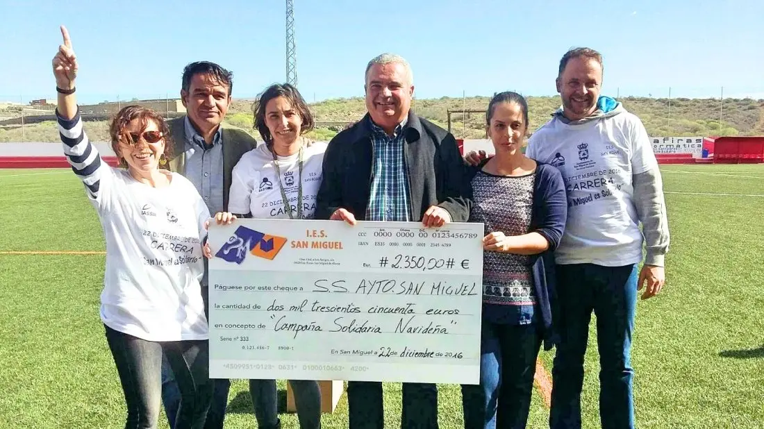 IES carrera solidaria_Fotor
