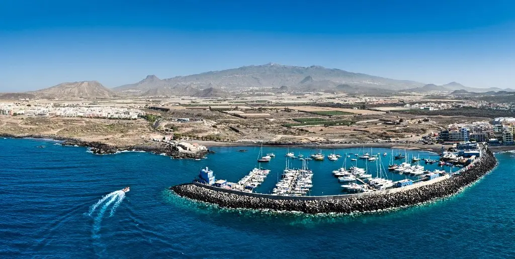 PUERTO DE LAS GALLETAS EN ARONA TENERIFE SUR