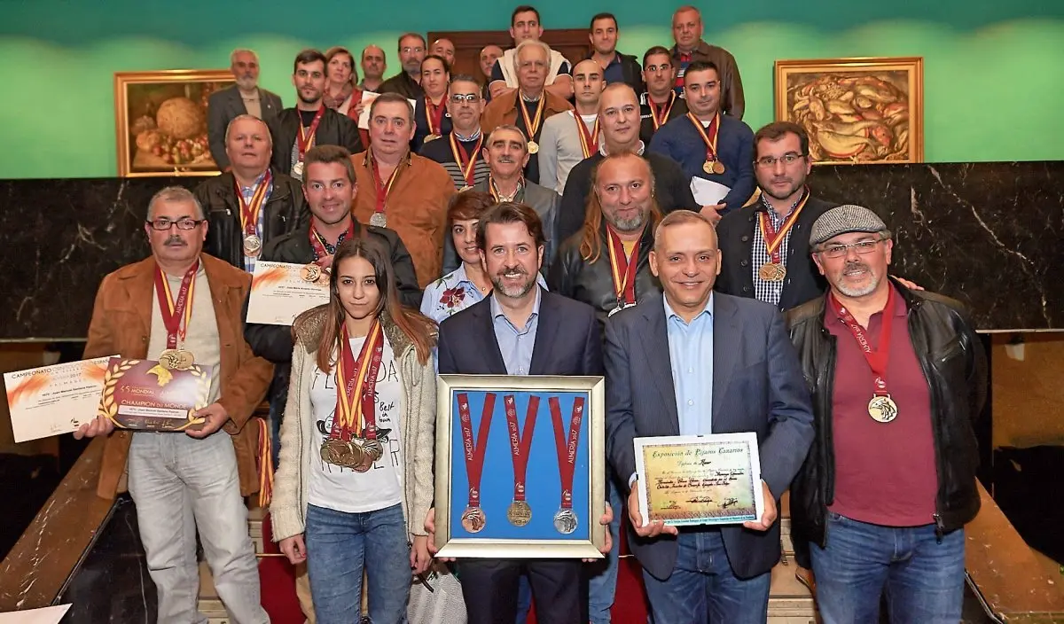 Recepci&oacute;n Canaricultores