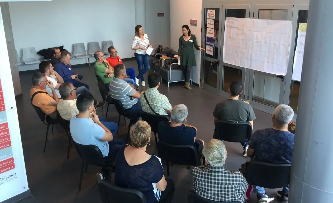 Mesa Comunitaria de Igueste _9 marzo 2017_Fotor