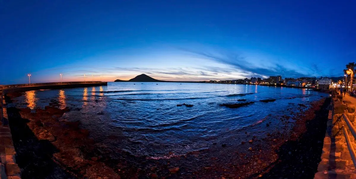 Zona de Playa Chica de El M&eacute;dano_Fotor