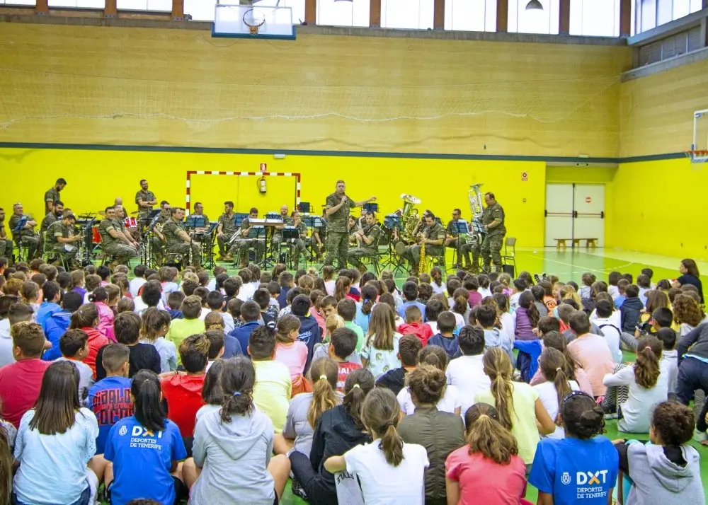 MUSICA MILITAR 686_Fotor