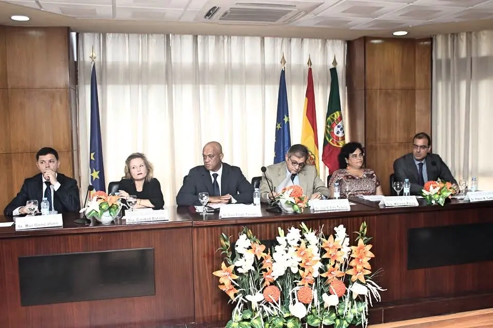 Presentaci&oacute;n Praia 28-06-2017_Fotor