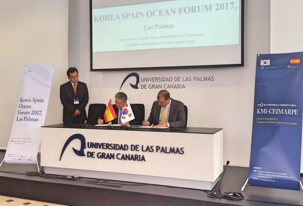 firma Memorando Corea 04-07-2017_Fotor