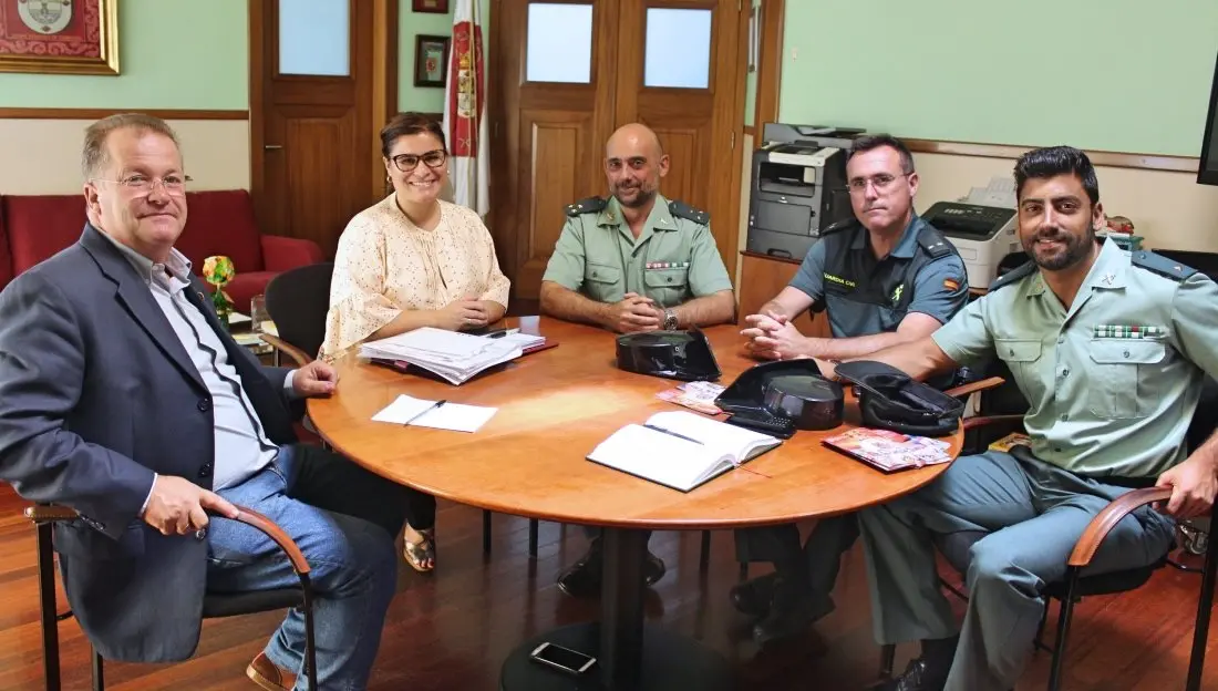 Presentaci&oacute;n nuevos guardia civiles julio 2017_Fotor
