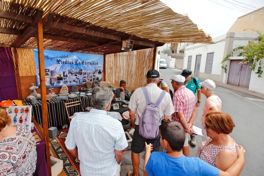 Foto Feria Artesan&iacute;a 2016_Fotor
