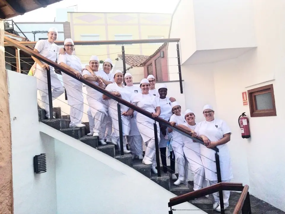 Cerca de 80 personas desempleadas han comenzado a realizar sus pr&aacute;cticas en una treintena de empresas de la comarca sur gracias a los diferentes programas formativos puestos en marcha por el &aacute;rea de Empleo y Desarrollo Local