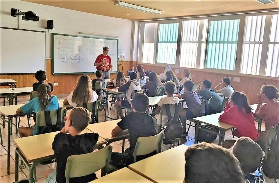 Formaci&oacute;n en acoso escolar IES Gu&iacute;a de Isora_Fotor