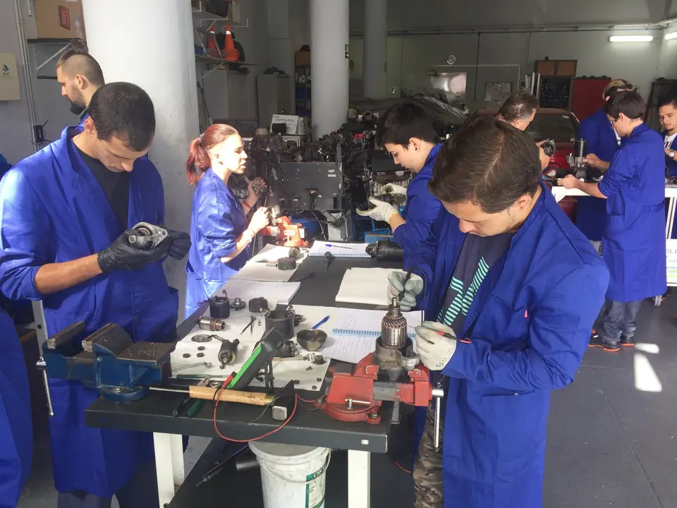 Curso gratuito automoci&oacute;n_1