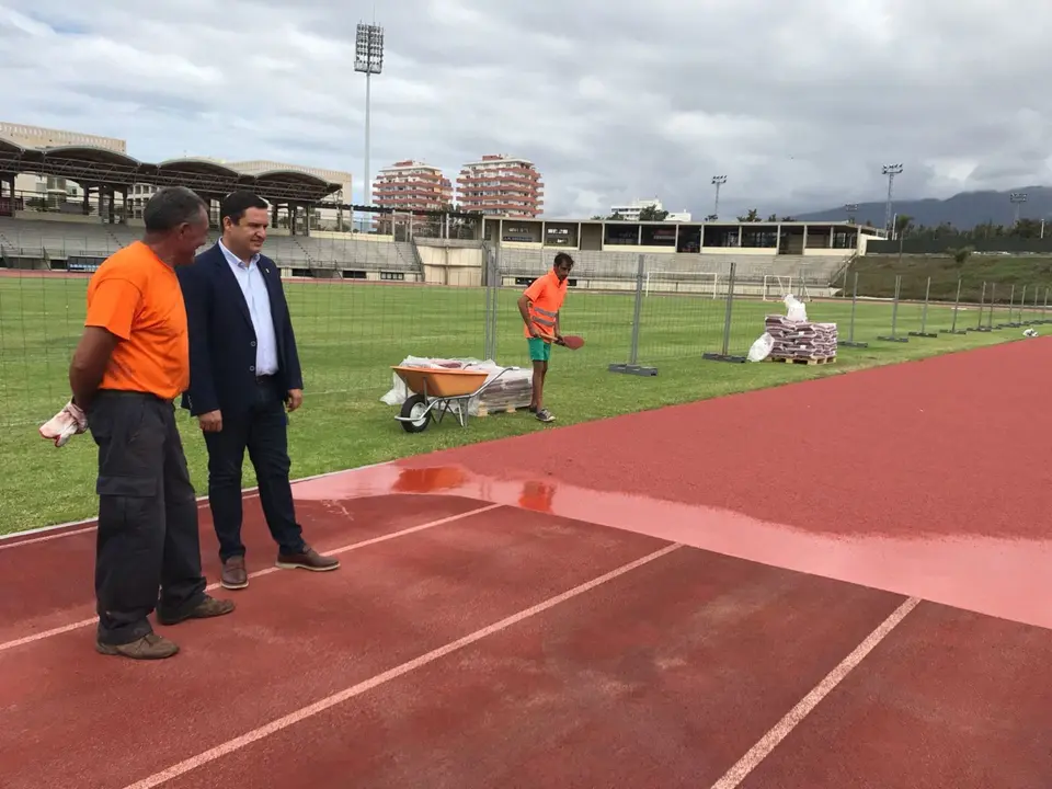 pista_atletismo_Am&eacute;ricas_repavimento_visita_alcalde_obras
