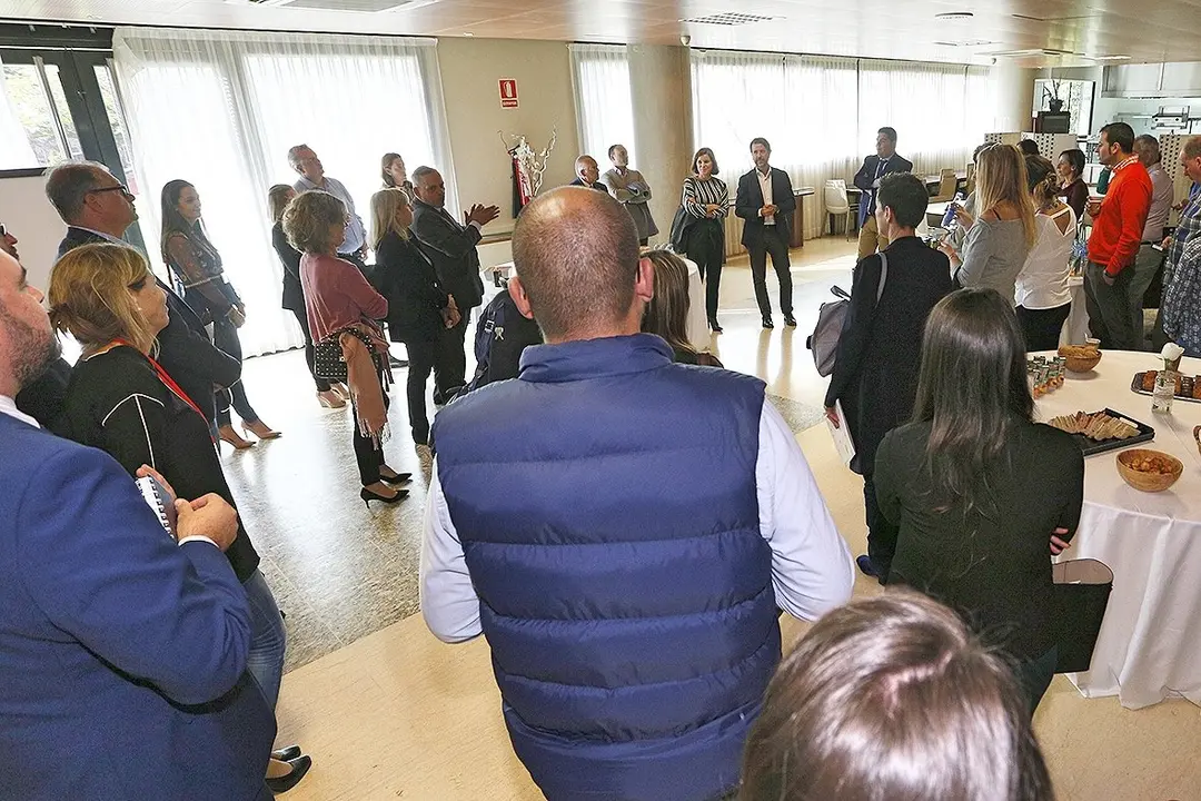 Barrios-por-el-empleo-Reuni&oacute;n-empresarios-2017-(1)_Fotor