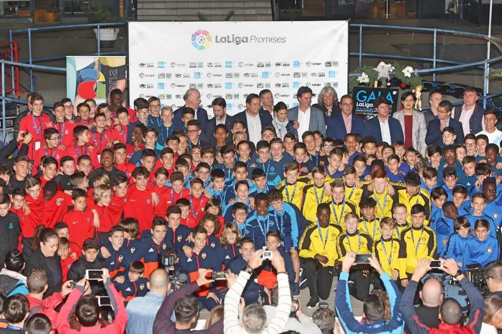LIGA-PROMISES-ARONA-R2240_Fotor
