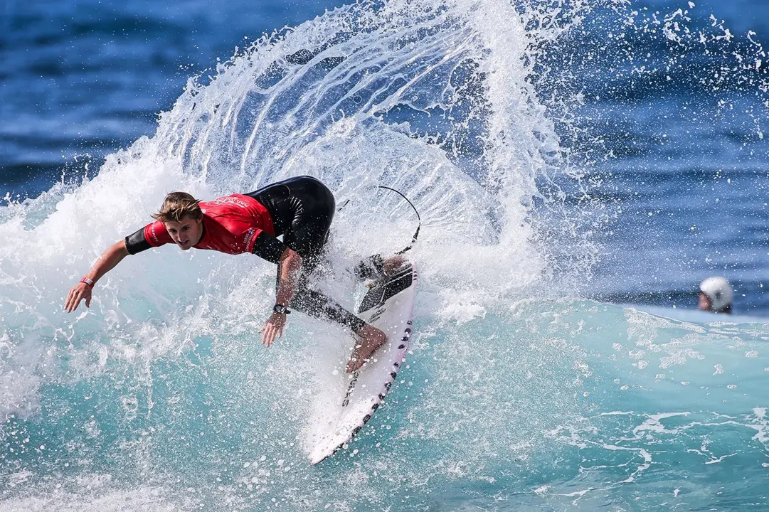 LasAmericasProTenerife_Day5_RubenVitoria(EUK)&copy;WSL_Masurel_Fotor