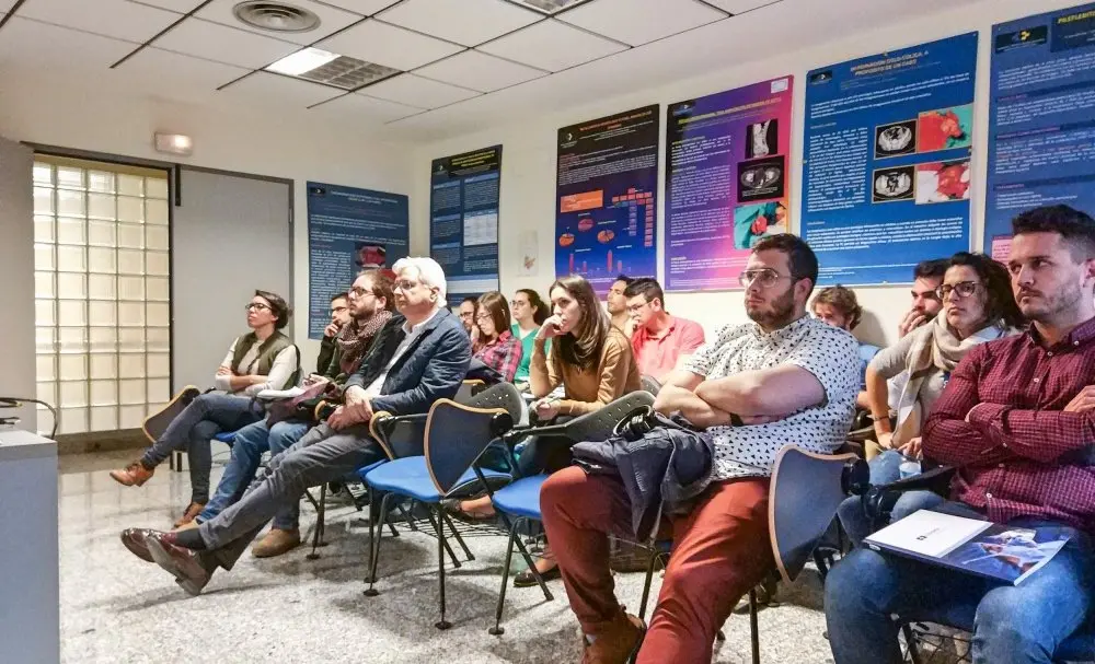 M&eacute;dicos internos residentes de cirug&iacute;a de Canarias y de Espa&ntilde;a durante un curso especializado en La Candelaria_Fotor