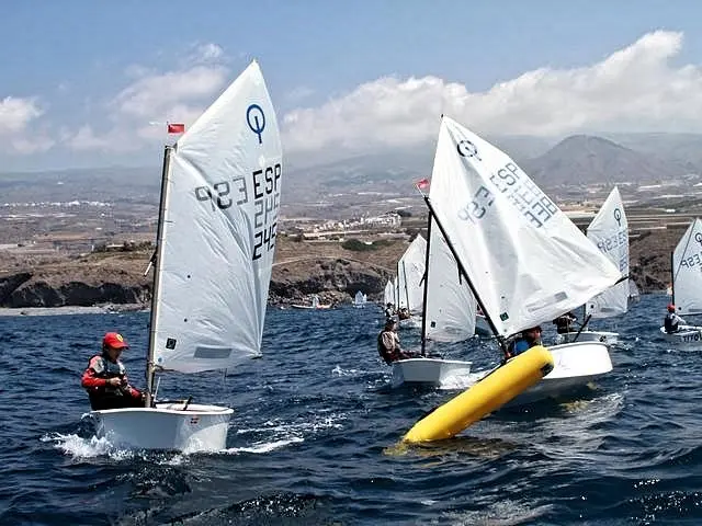 VELA OPTIMIST 85_Fotor