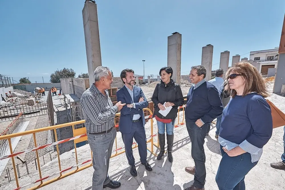 Fasnia-Polideportivo-Visita obras_Fotor