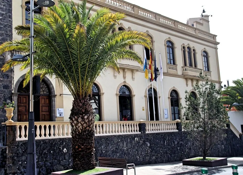 Ayuntamiento de Adeje 01