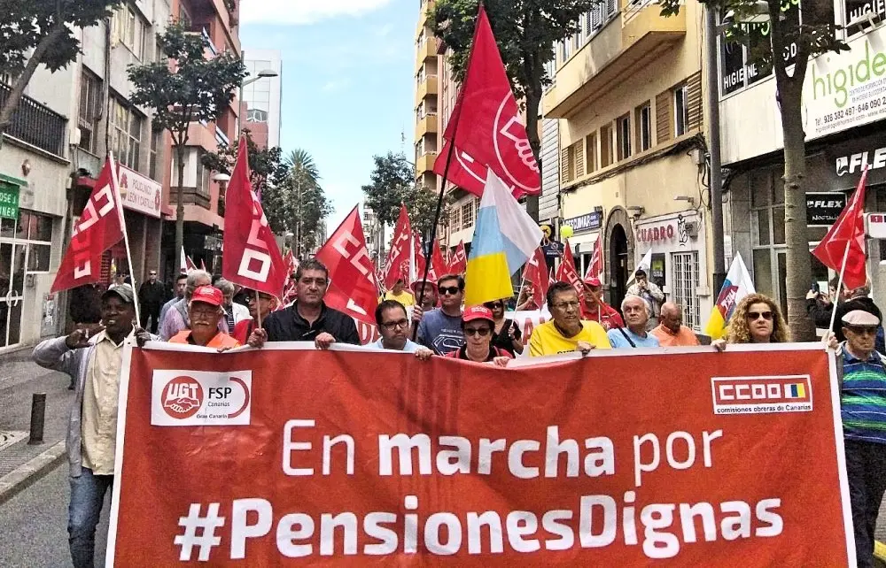 Pensiones foto 3 manifa_Fotor