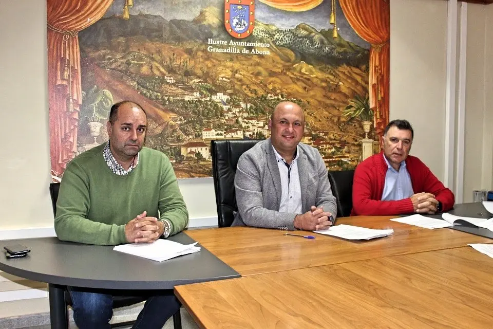 Firma Contrato Alumbrado_Fotor