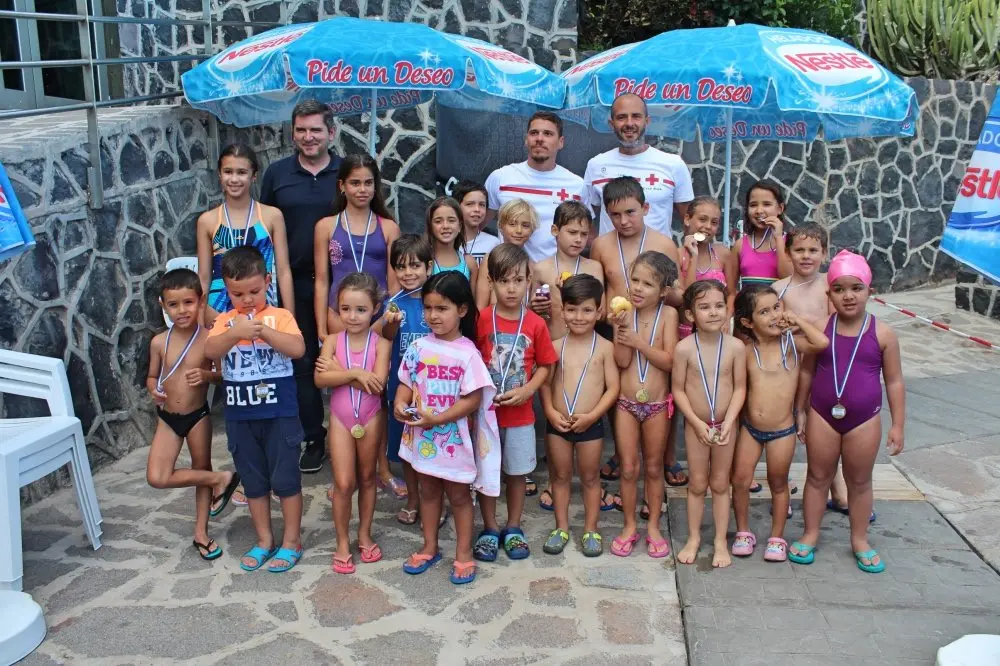 Clausura piscina junio 2018 (40)_Fotor