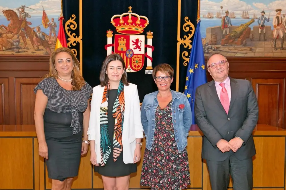 Un momento del encuentro de los consejeros de Sanidad y Pol&iacute;ticas Sociales con la Ministra_Fotor