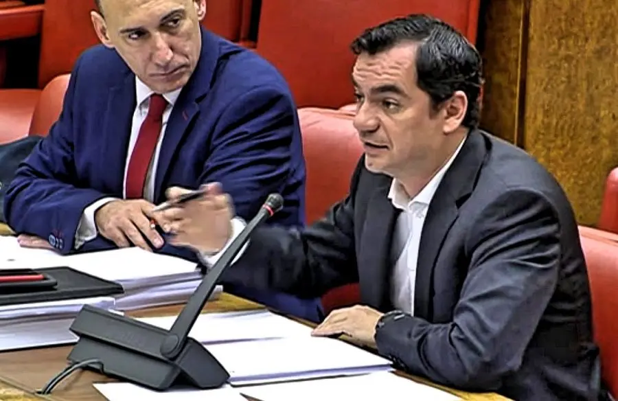 Sa&uacute;l Ram&iacute;rez (Cs) comisi&oacute;n I_Fotor
