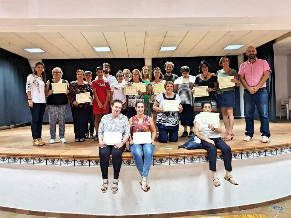 Cursos Trajes T&iacute;picos y Patchwork