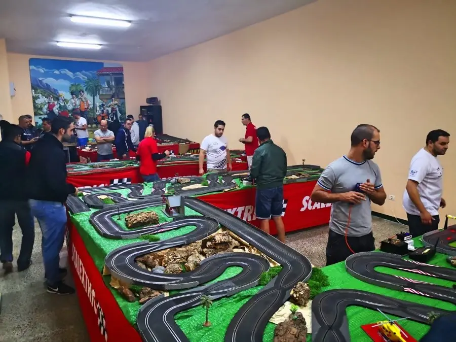 Competici&oacute;n scalextric1_Fotor