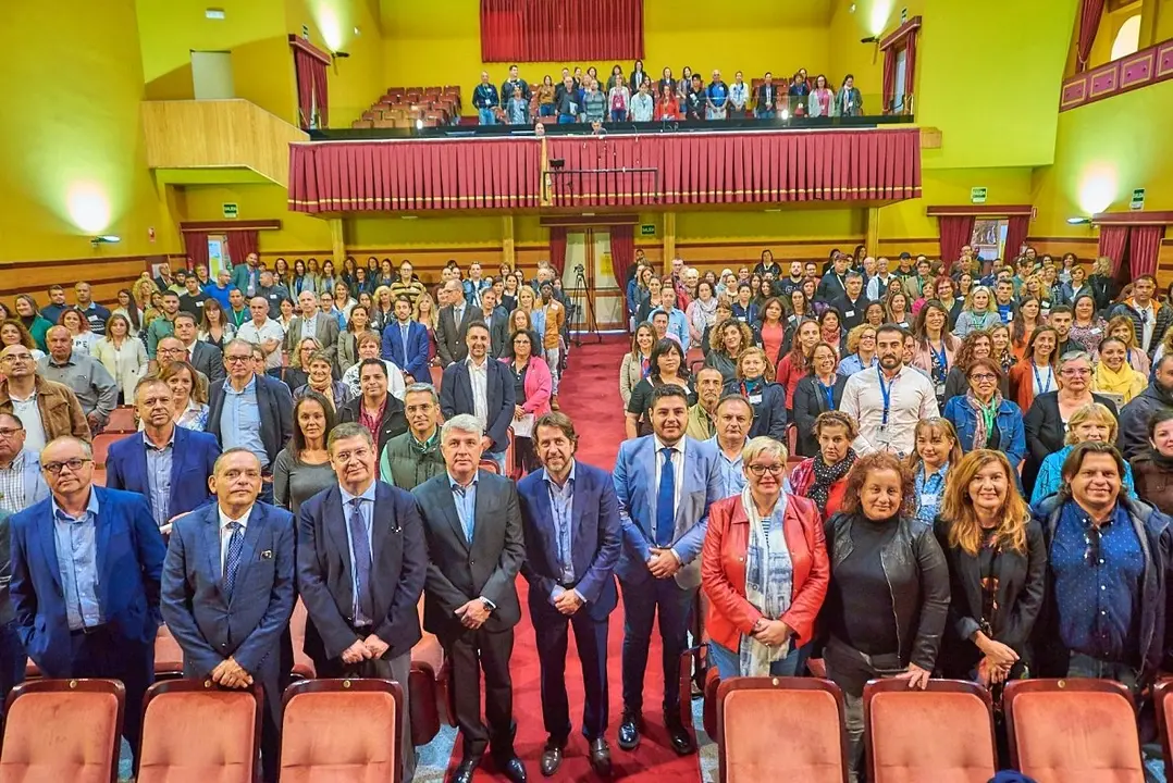 Barrios por el Empleo Juntos m&aacute;s Fuertes-Clausura 2018 Arafo (1)_Fotor