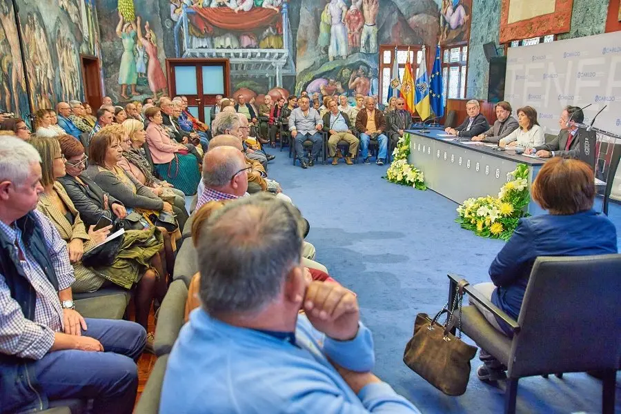 190208_acto_jubilados_cabildo_tc_ 01 (2)_Fotor