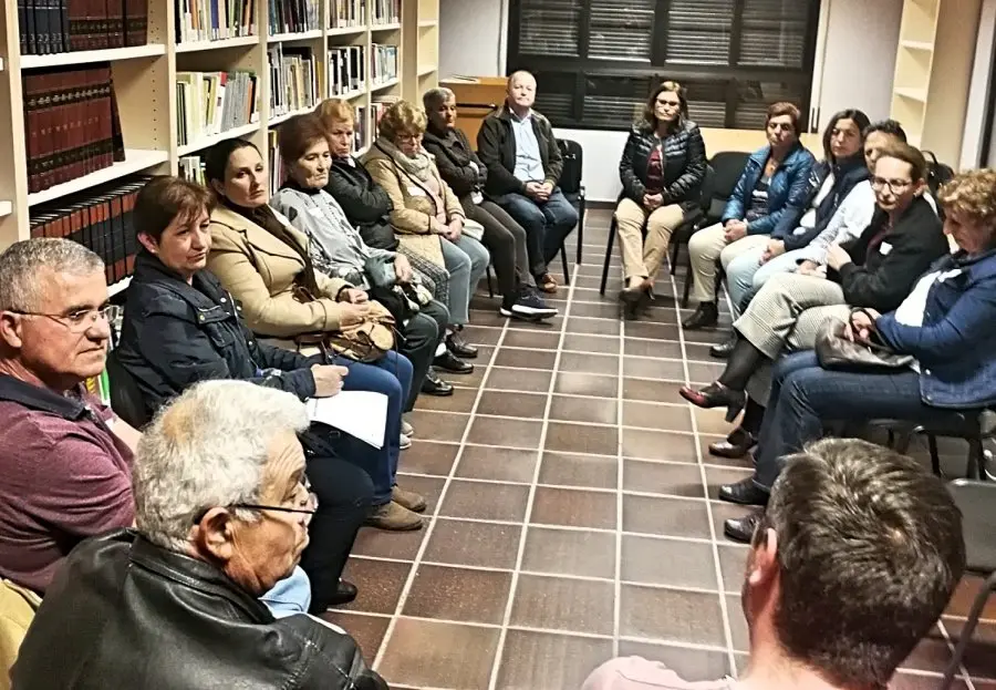 Reuni&oacute;n Mesa Comunitaria Araya Las Cuevecitas y Malpa&iacute;s 6 febrero 2019_Fotor