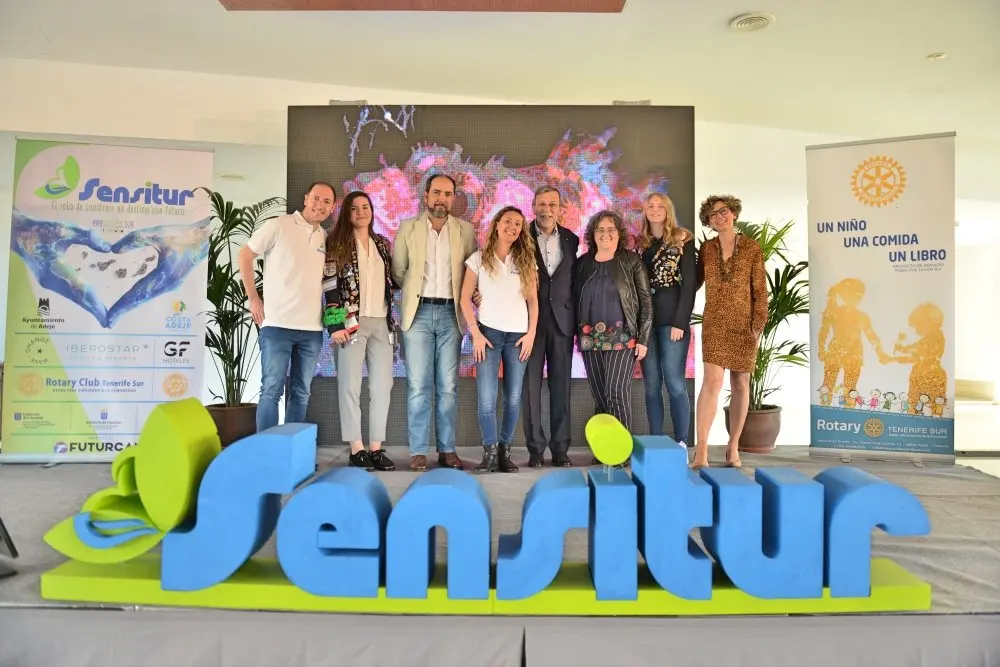 Foto grupal Sensitur Adeje_Fotor