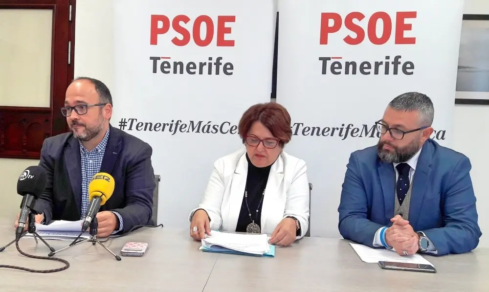 Jos&eacute; Antonio Valbuena, Josefa Mesa, Miguel &Aacute;ngel P&eacute;rez (Rueda de prensa 28-3-2019)_Fotor