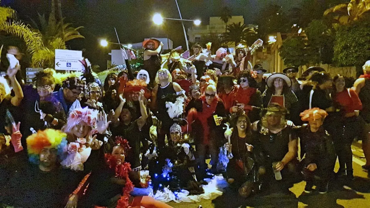 Entierro sardina Arona carnava75_Fotor