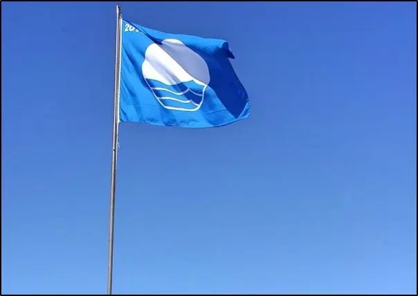 BanderaAzul_Fotor